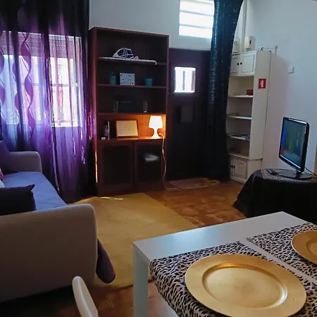 Apartment Simple But Cosybest Locations